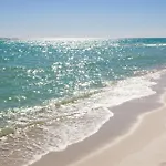Beachfront Bliss Awaits: 2-Bed, 2-Bath Condo At Sterling Reef - Sleeps 6!