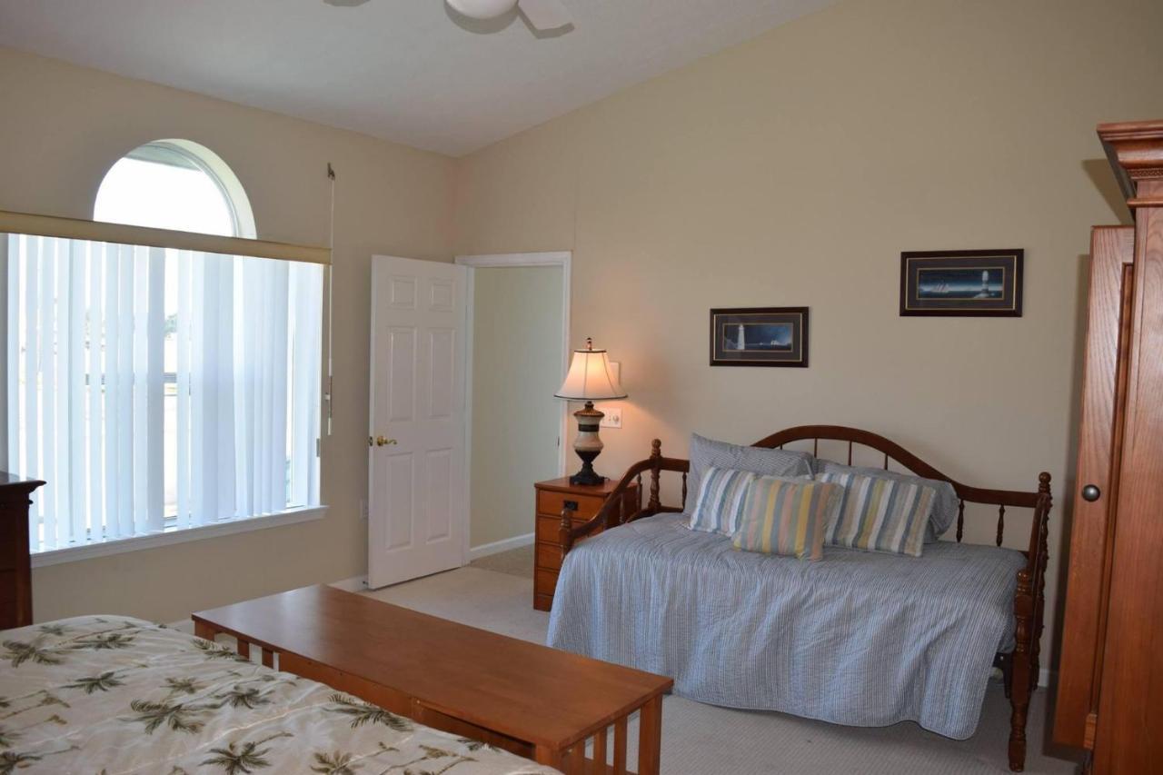 Pugsys Paradise Sleeps 10! Holiday home