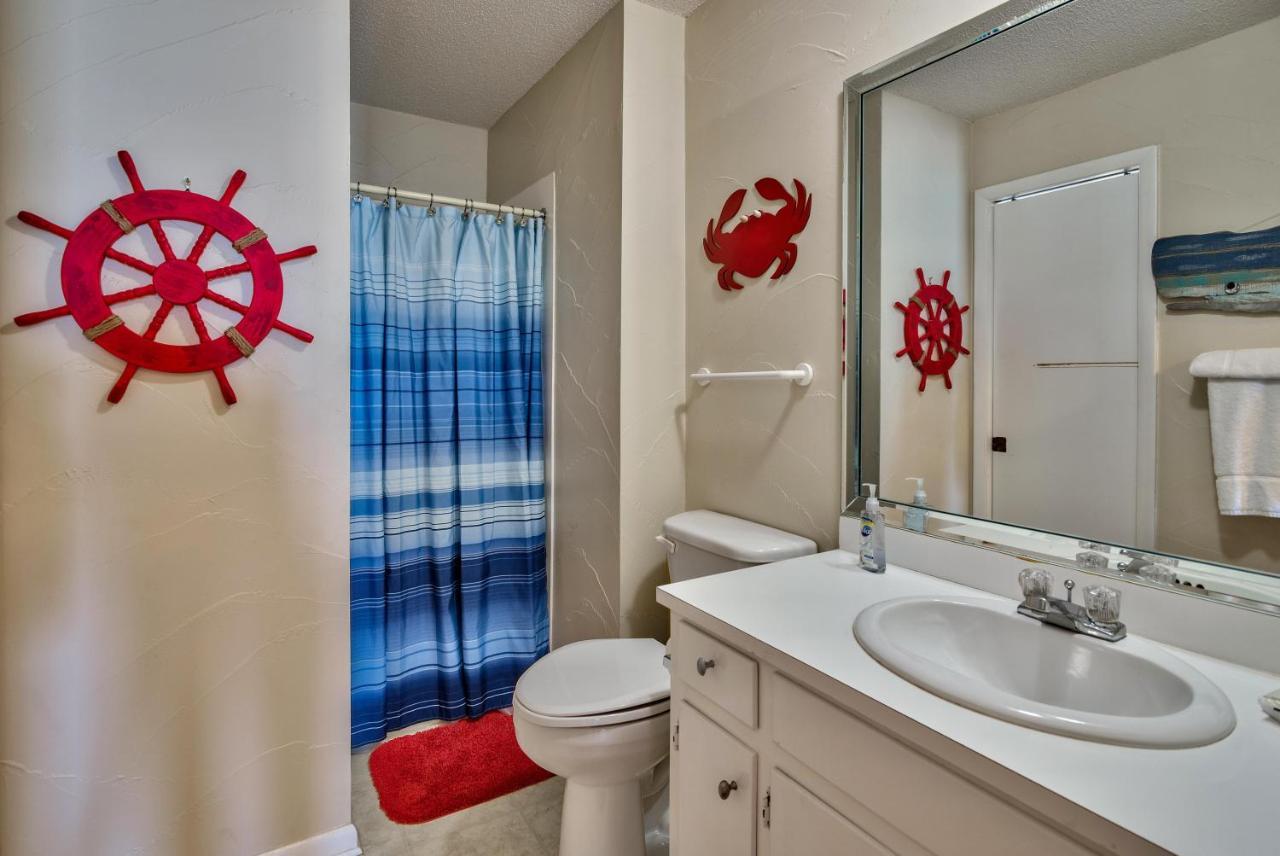 A View To Sea! West End! Sleeps 12! Hot Tub! Holiday home