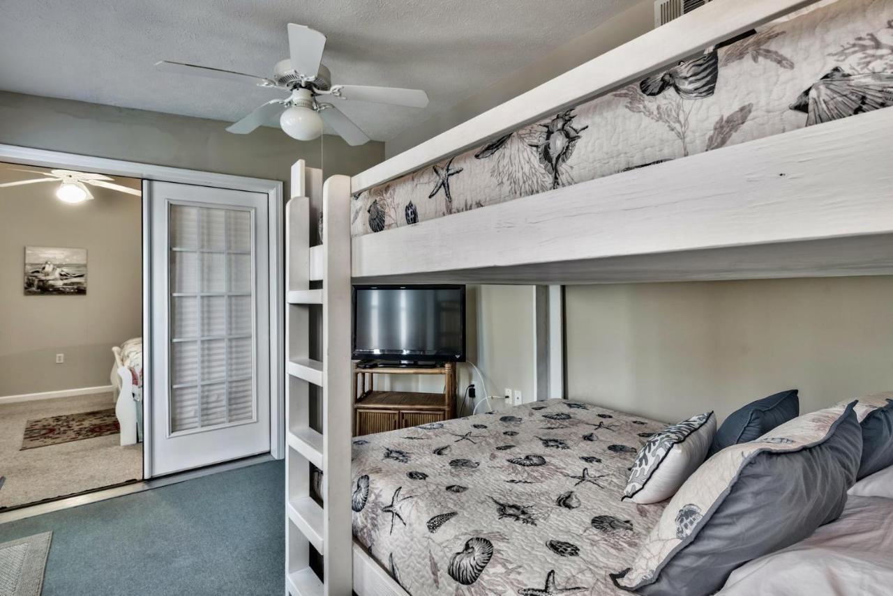 Pugsys Paradise Sleeps 10! Holiday home