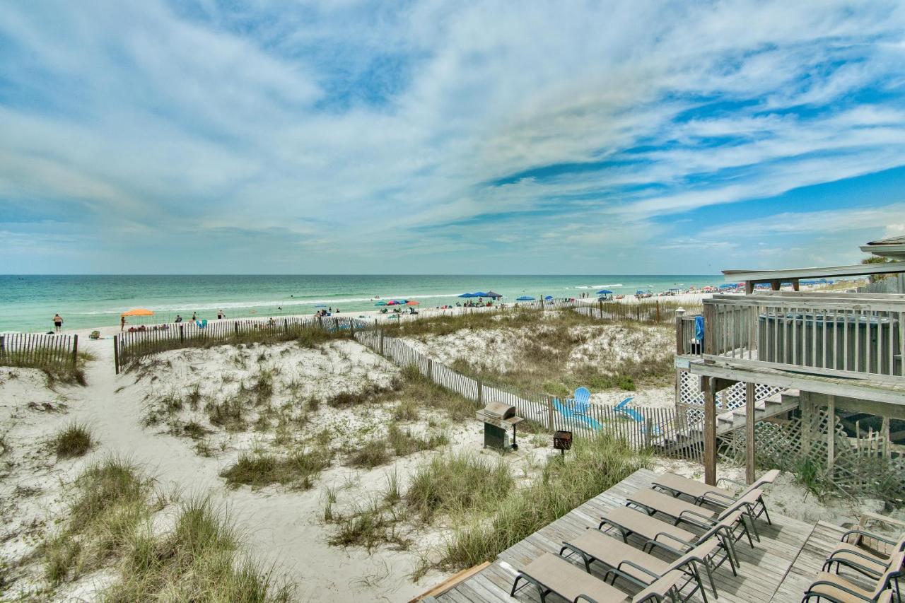 Beachcomber - Beachfront With Pool And Hot Tub - On The Beach! *