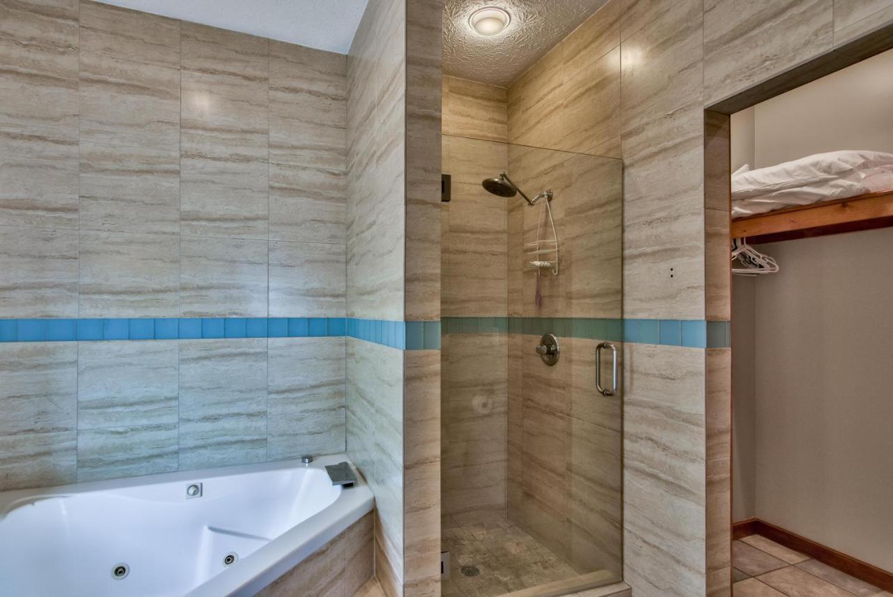 Beachcomber - Beachfront With Pool And Hot Tub - On The Beach! *