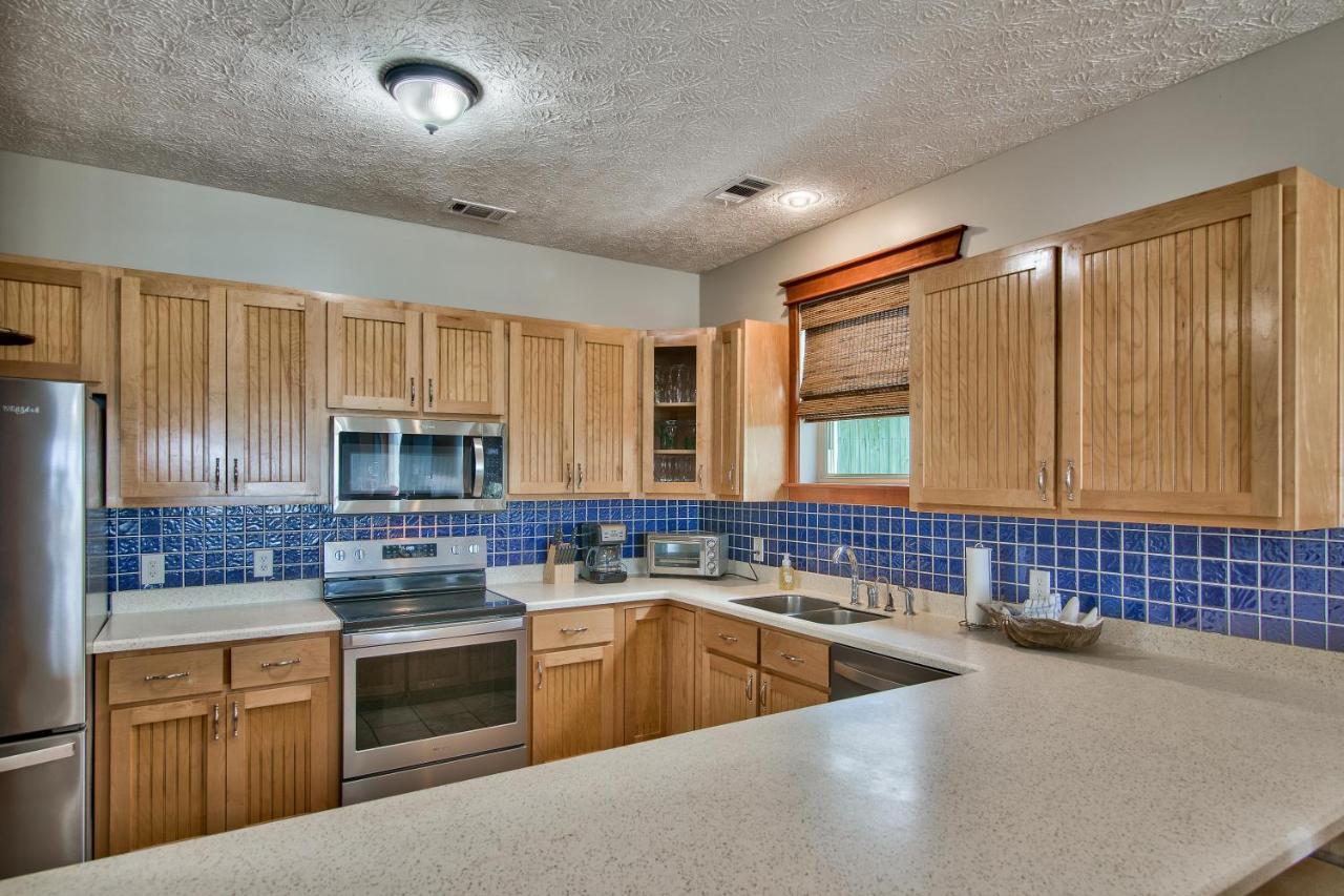 Holiday home Beachcomber - Beachfront With Pool And Hot Tub - On The Beach! Panama City Beach