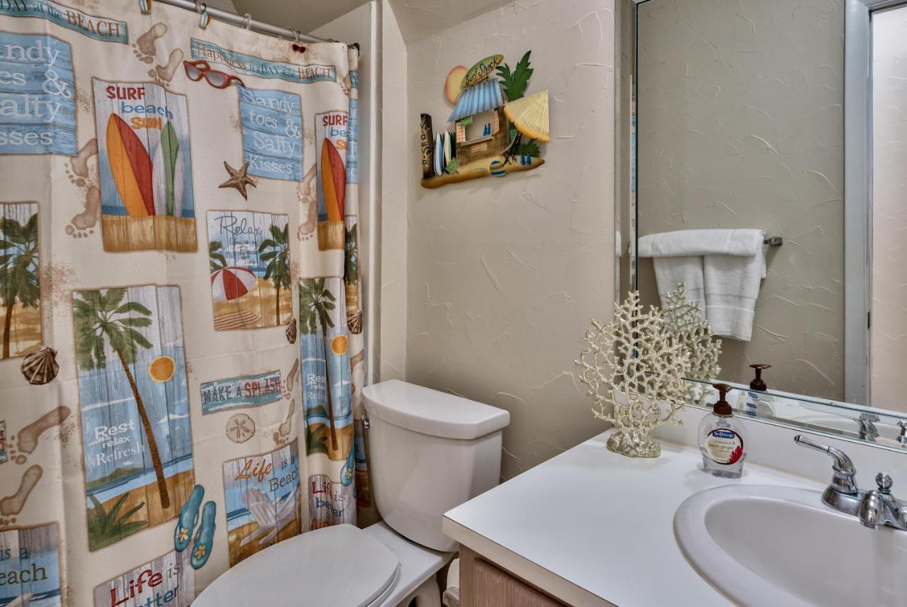 A View To Sea! West End! Sleeps 12! Hot Tub! Holiday home *
