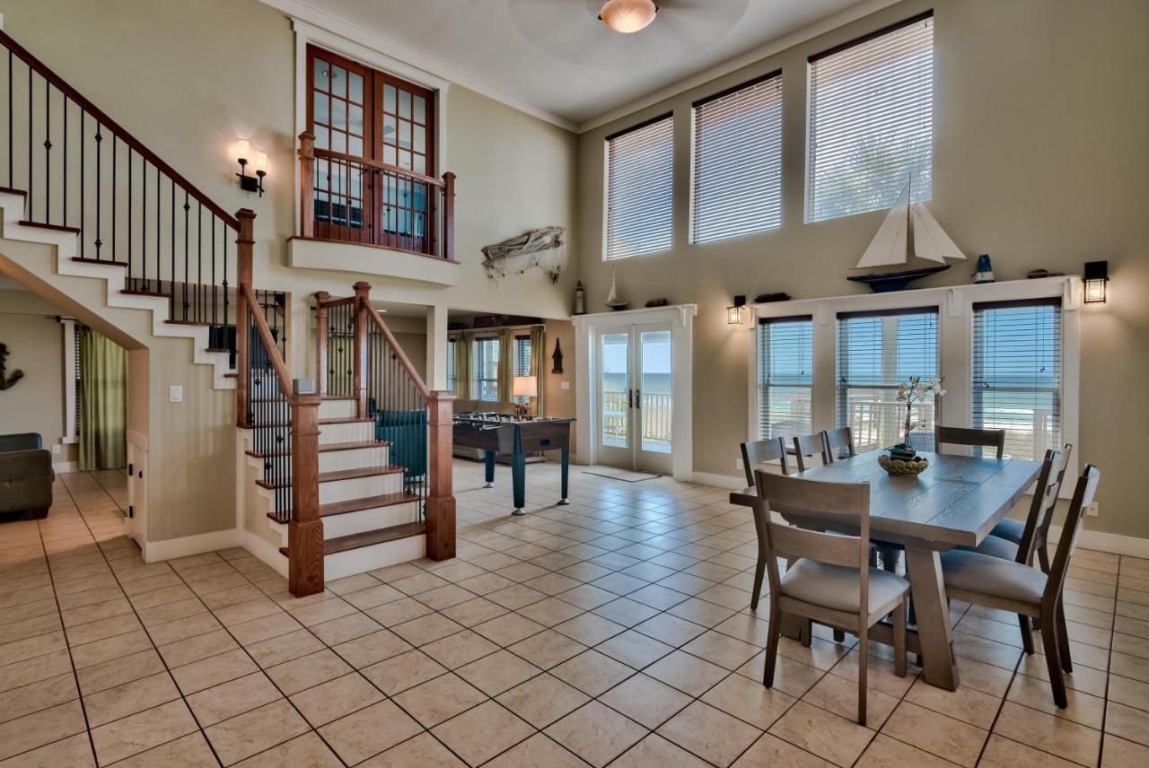 Holiday home Sandy Bottoms - Fabulous West End House Hot Tub! *