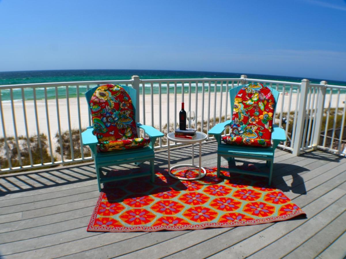 A View To Sea! West End! Sleeps 12! Hot Tub!