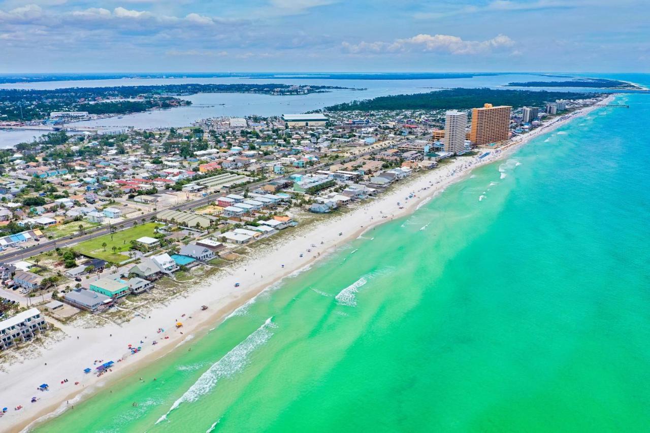 Beachcomber - Beachfront With Pool And Hot Tub - On The Beach! *