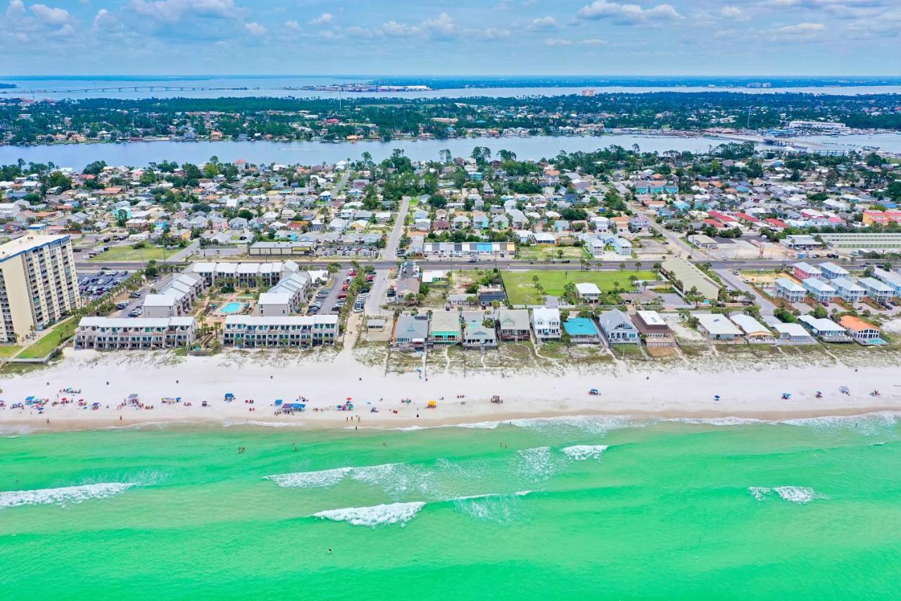Beachcomber - Beachfront With Pool And Hot Tub - On The Beach! *