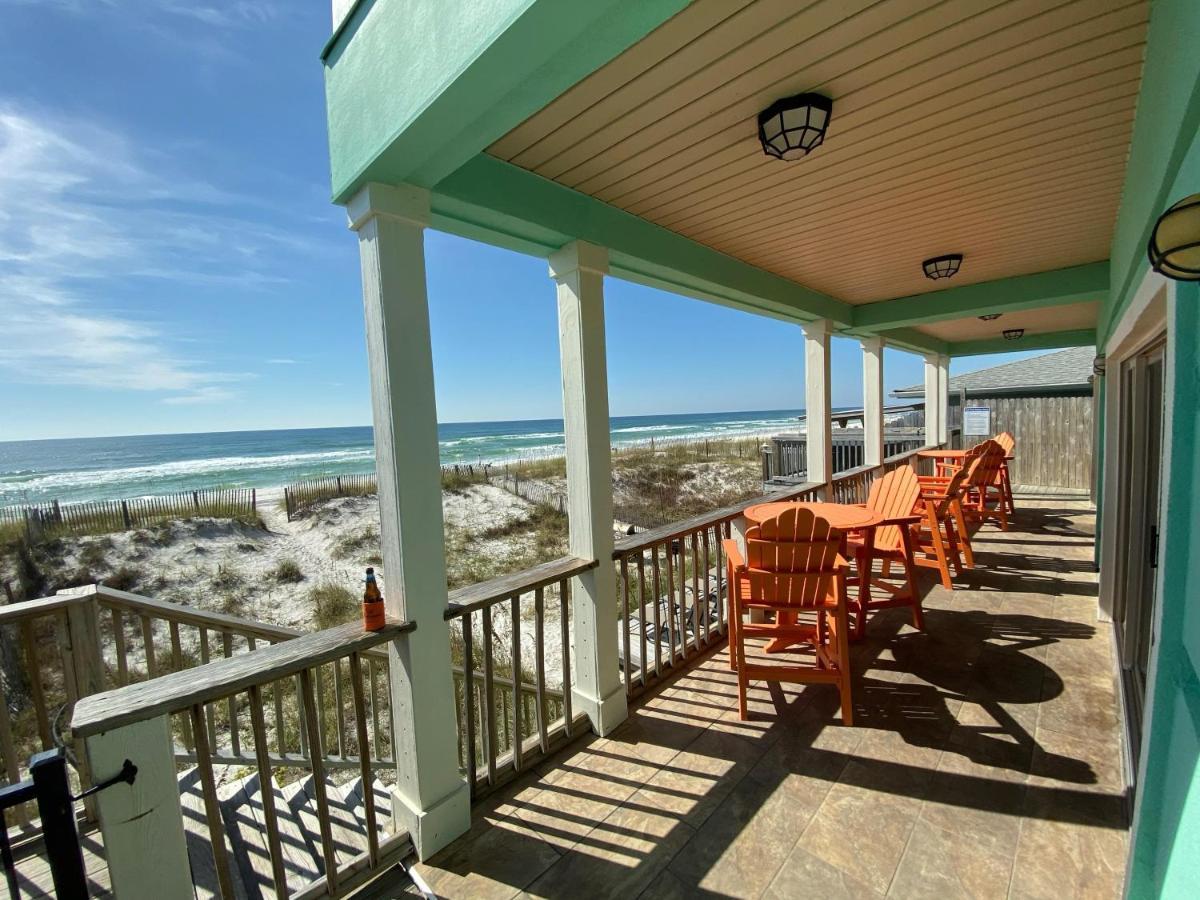 Holiday home Beachcomber - Beachfront With Pool And Hot Tub - On The Beach!