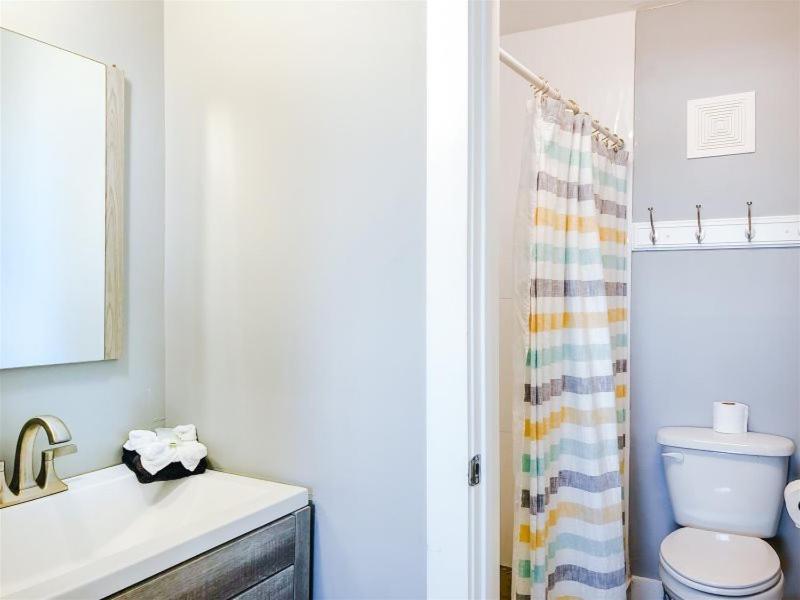 The Summit 627 Apartment *