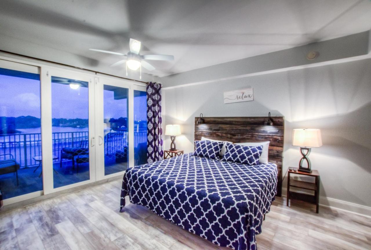 Brand New!laketown Wharf 233! Beautiful 3 Bd, Great Amenities, And Great Location Holiday home *