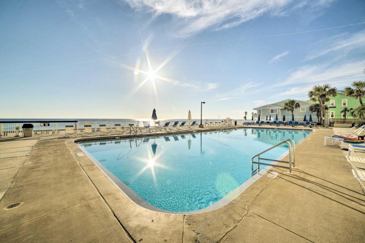 Apartment Beachfront Pcb Escape With Free Chair Services *
