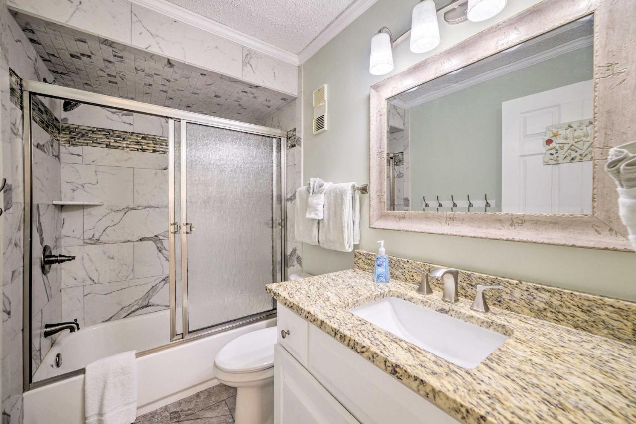 Beachfront Pcb Escape With Free Chair Services * Panama City Beach