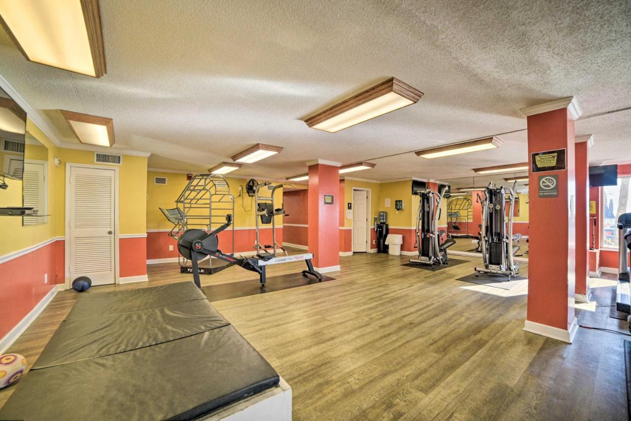 Beachfront Pcb Escape With Free Chair Services Apartment