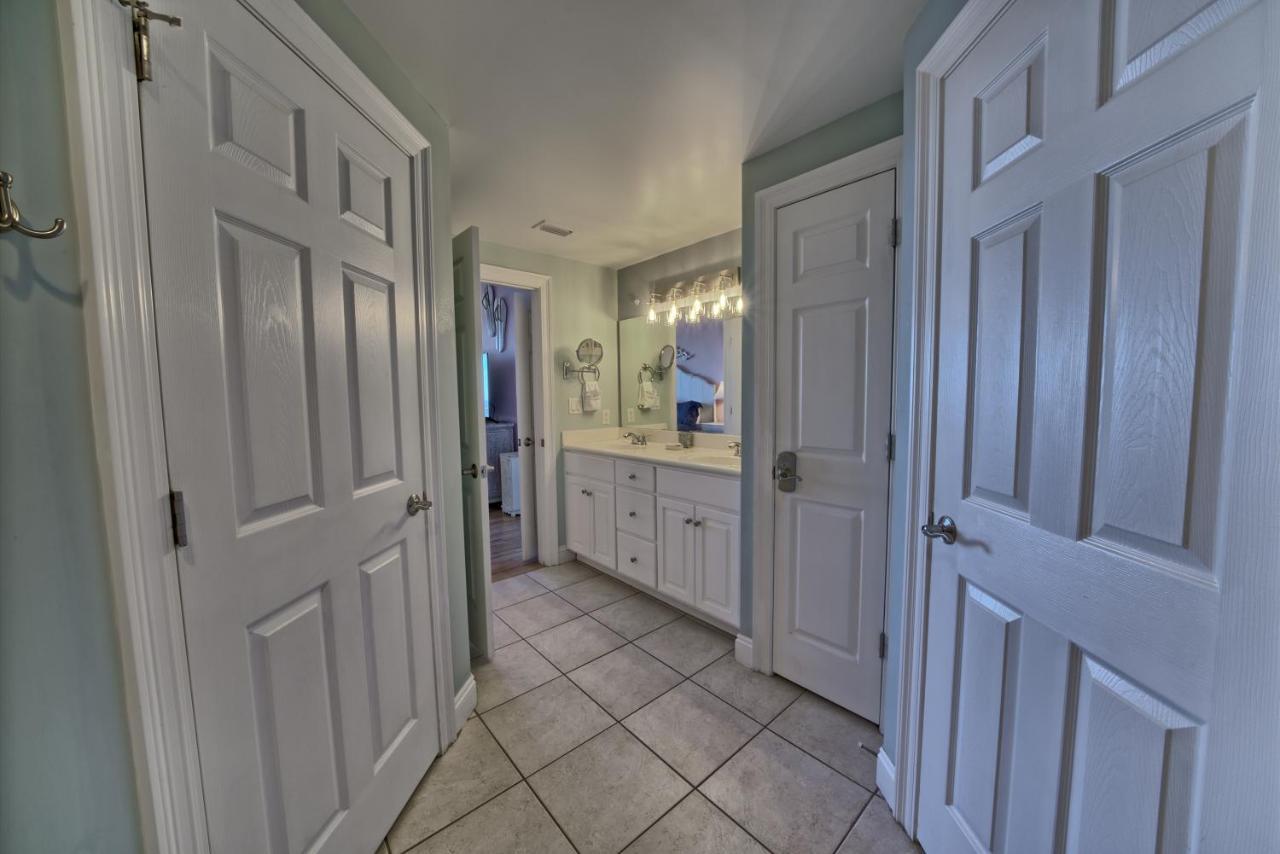 Apartment Cozy Oceanfront With Beachside Pool - Unit 1602