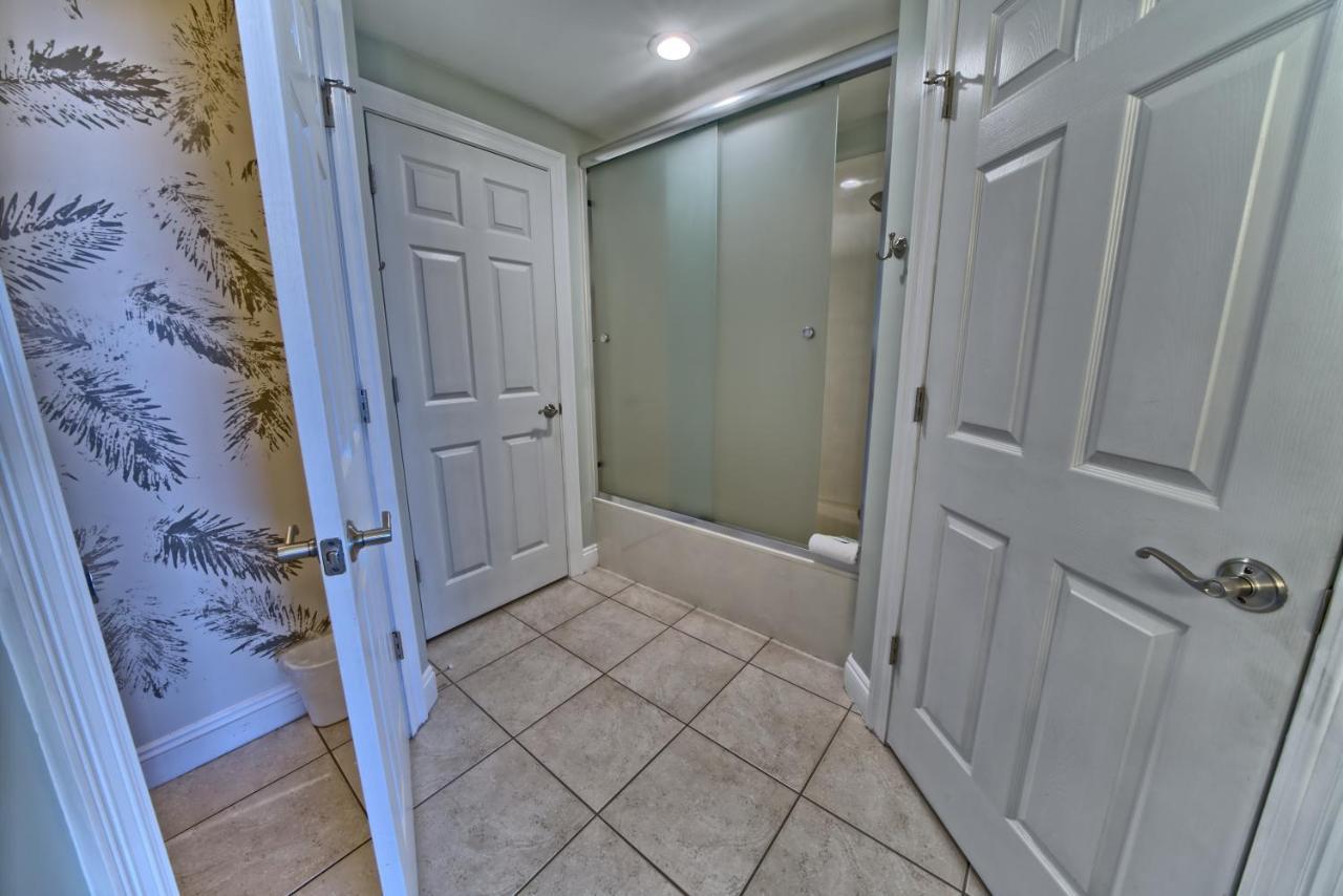 Cozy Oceanfront With Beachside Pool - Unit 1602 Panama City Beach