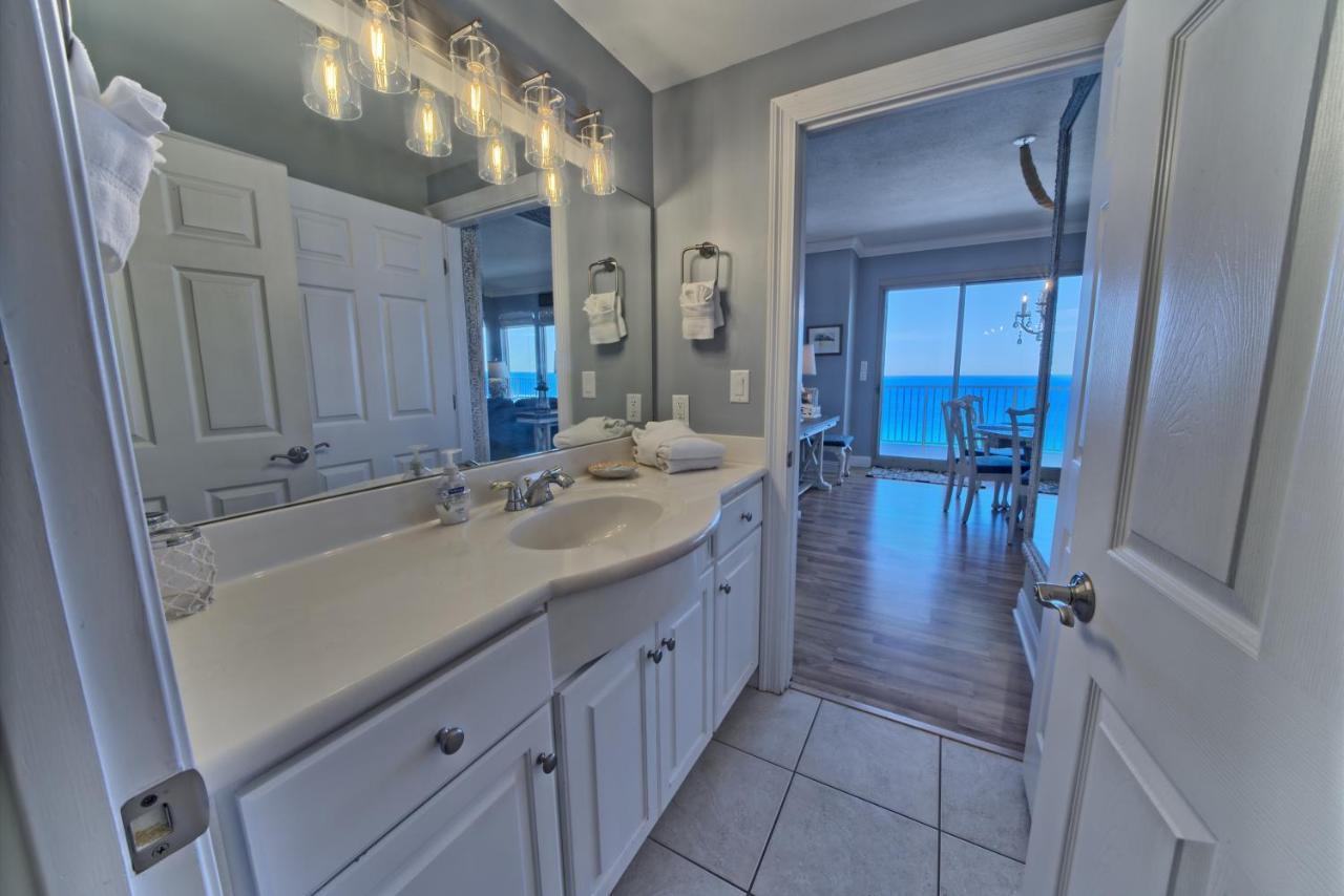 Cozy Oceanfront With Beachside Pool - Unit 1602 *