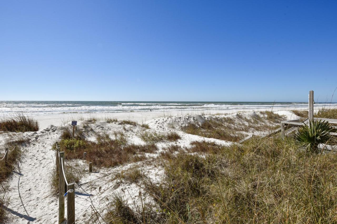 Beaches And Dreams By Book That Holiday home