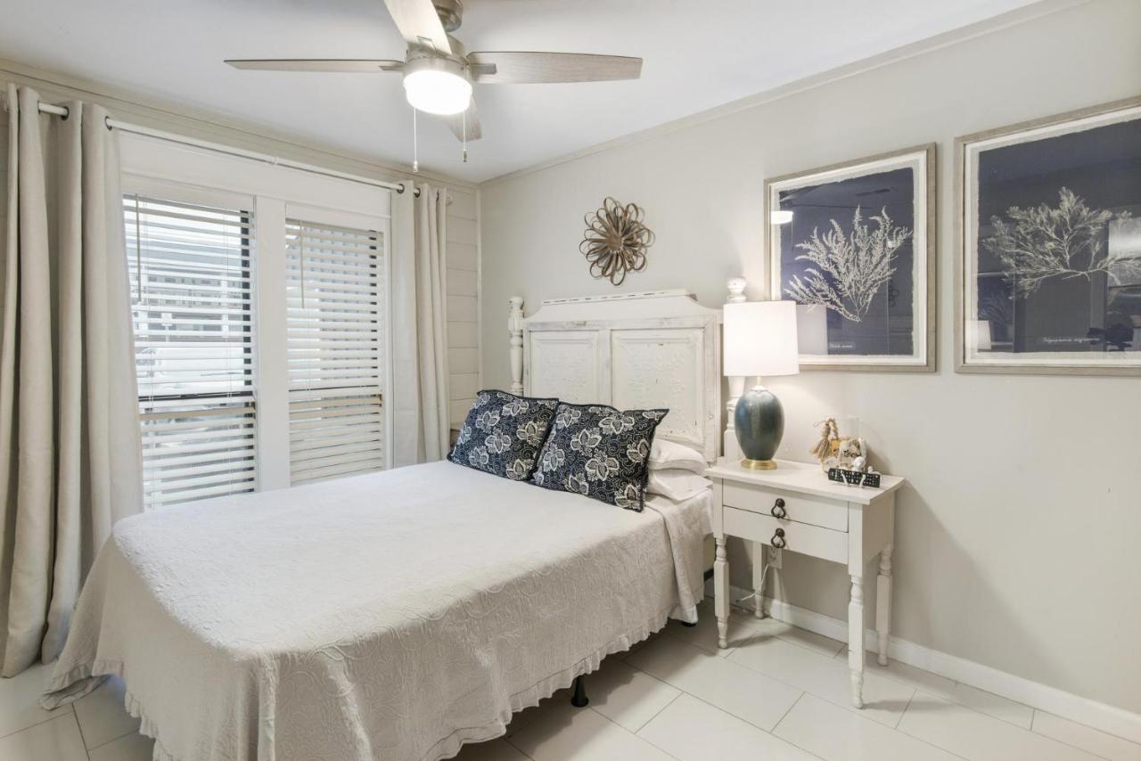 Fantasea - Wonderful Private Beachfront - Beautiful!!! Panama City Beach