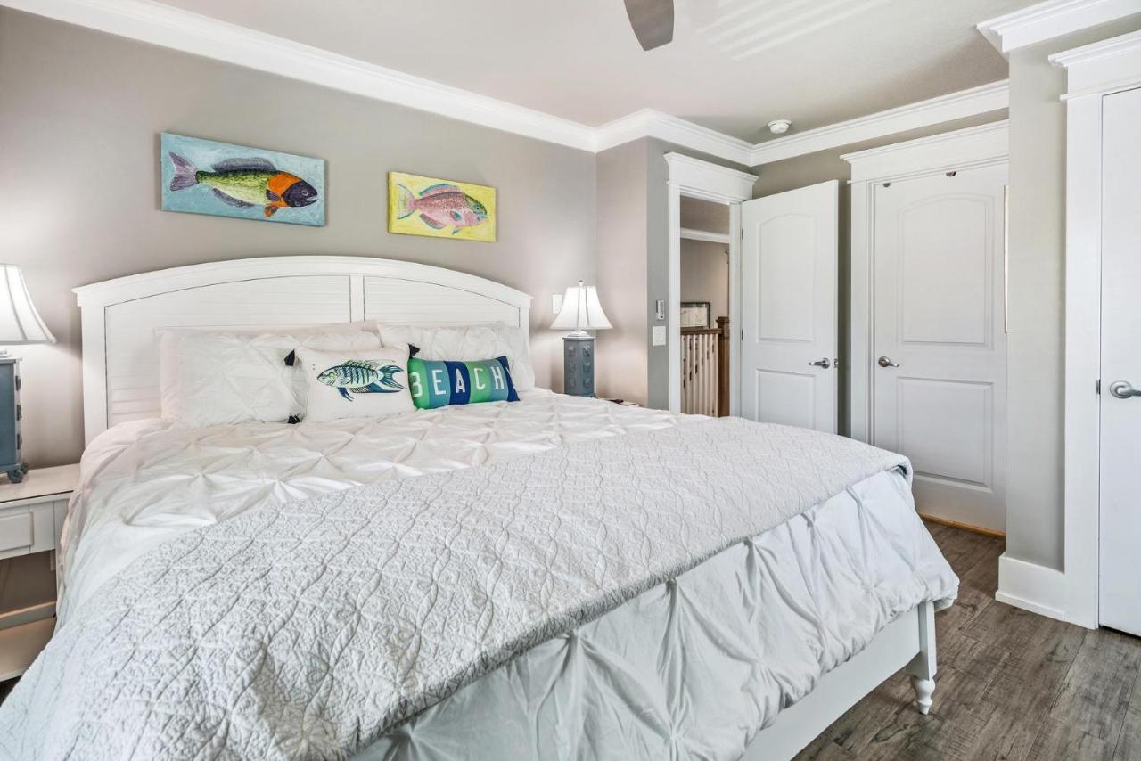 Southern Comfort - Beautiful Private Beachfront Home! Holiday home Panama City Beach