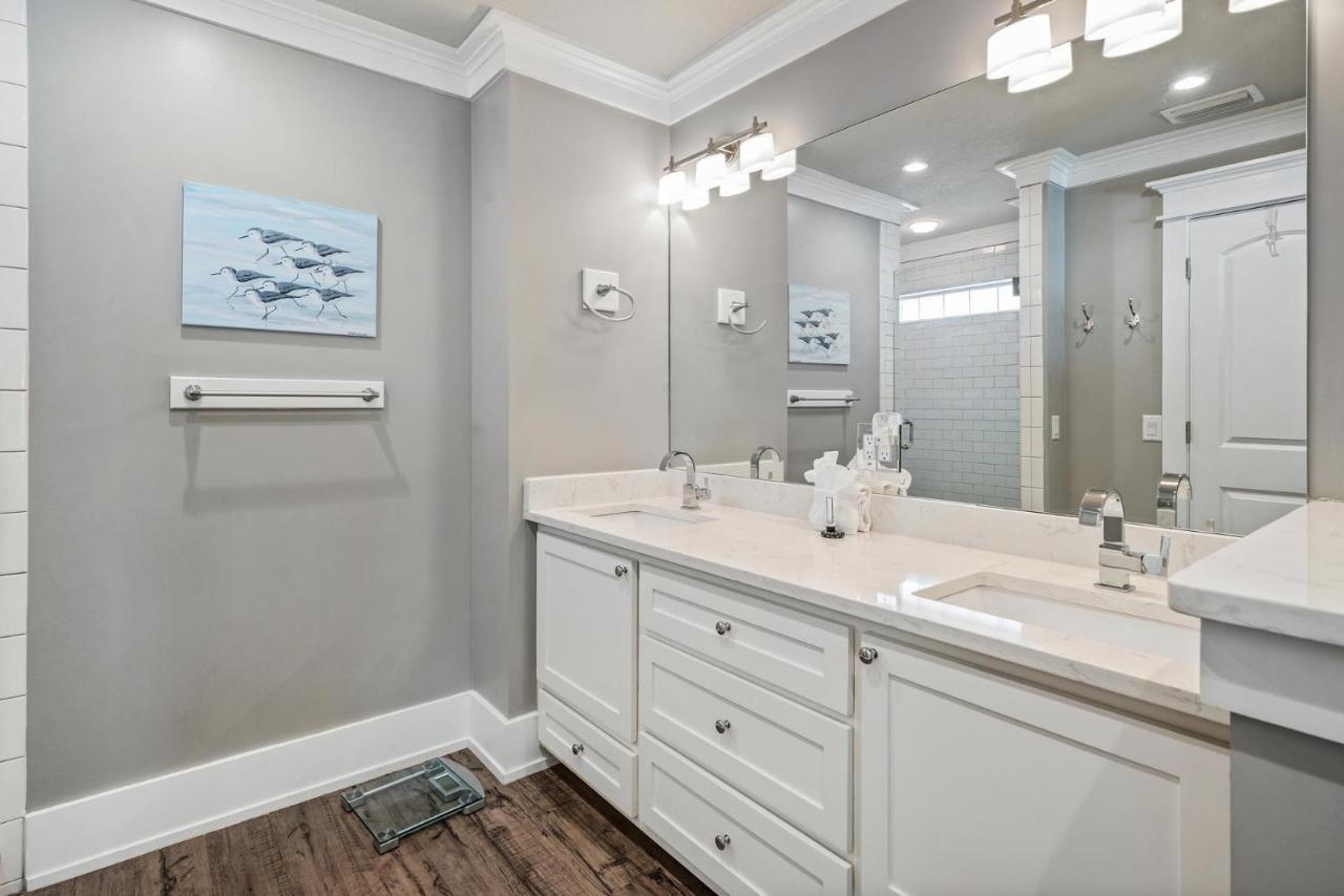 Southern Comfort - Beautiful Private Beachfront Home! Holiday home Panama City Beach