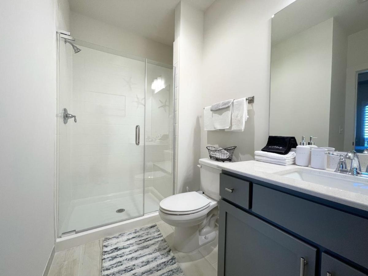 Calypso 3-2303 Penthouse Level W/ Incredible View!