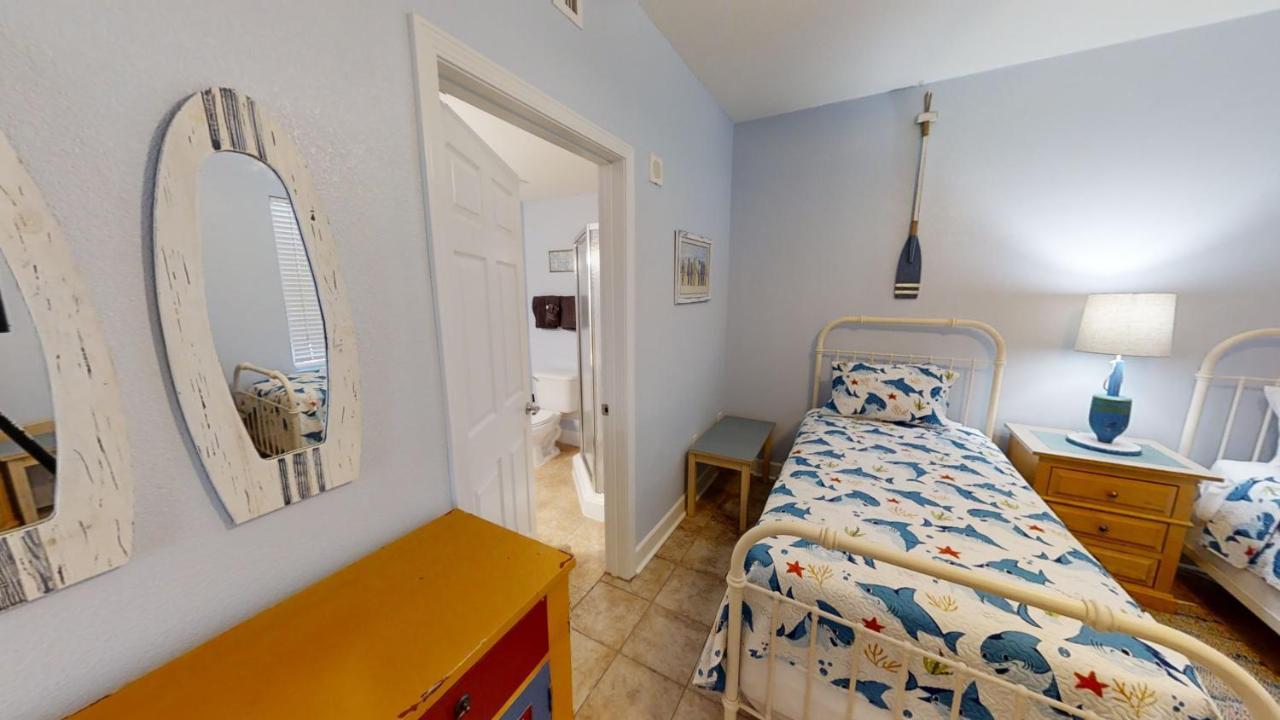Tidewater 117 Holiday home