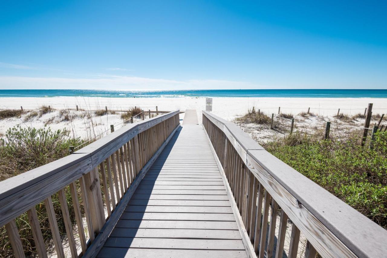 Edgewater And Golf - 1 Bedroom By Collection Apartment *