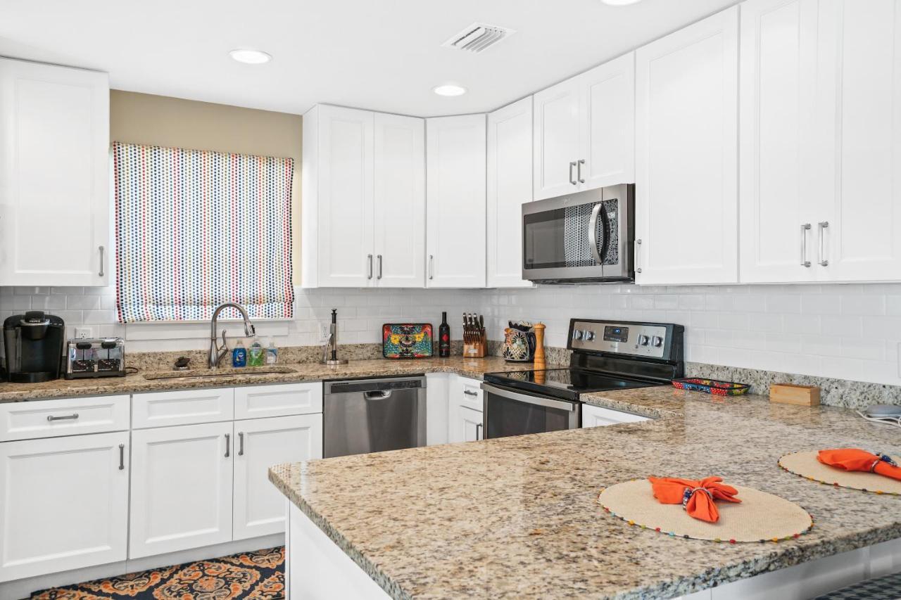 Pet Friendly House - Paradise On Palm By Panhandle Getaways *
