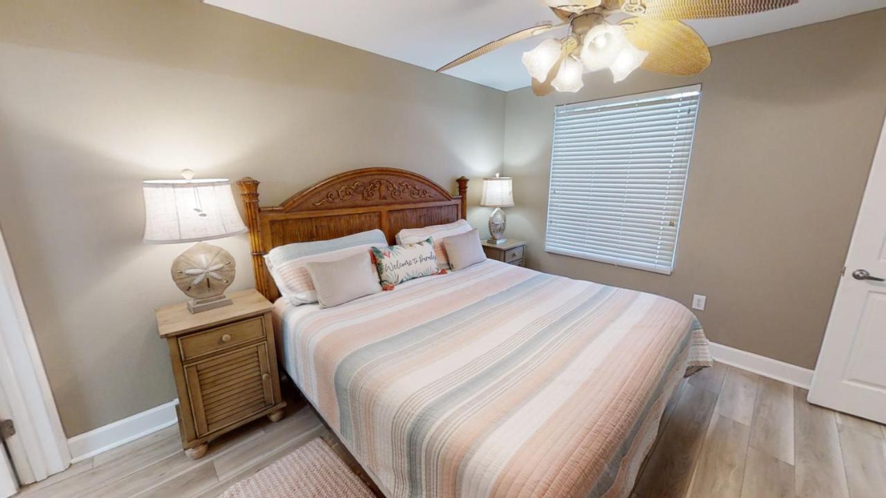Holiday home Tidewater 1307