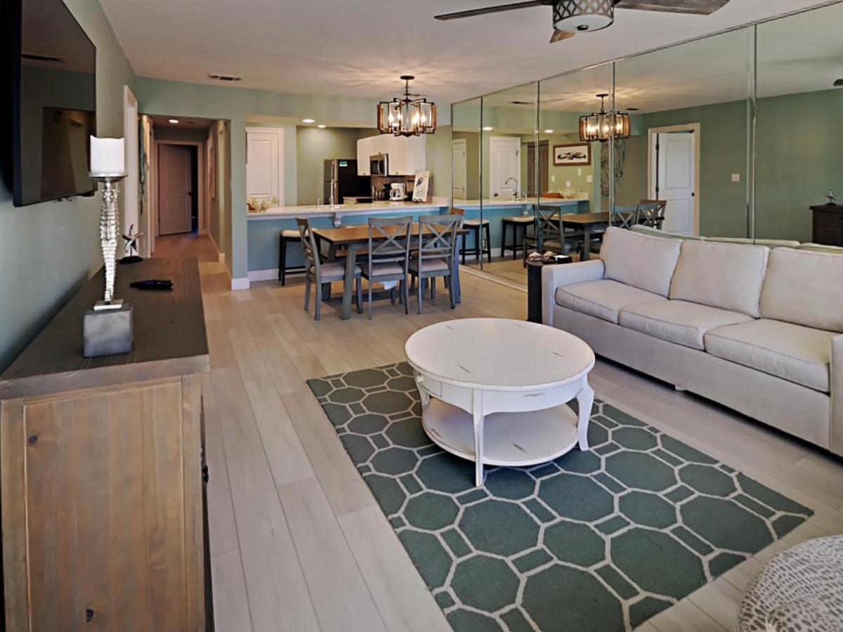 Edgewater 3315