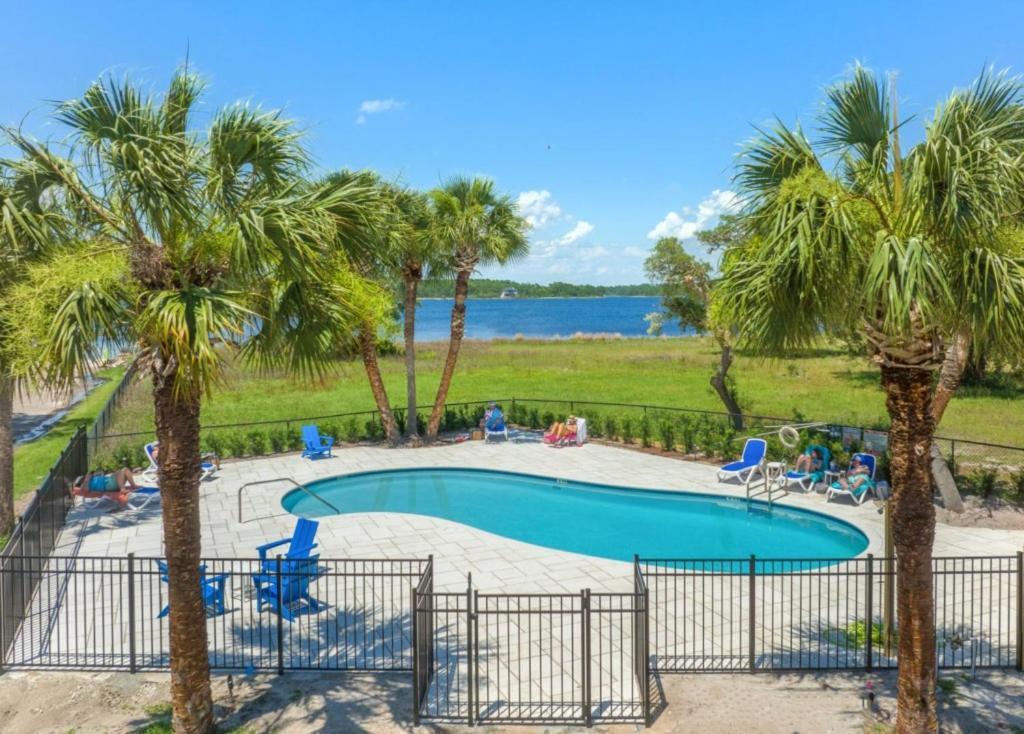 Apartment Islandia 319 Waterfront With A Pool Panama City Beach