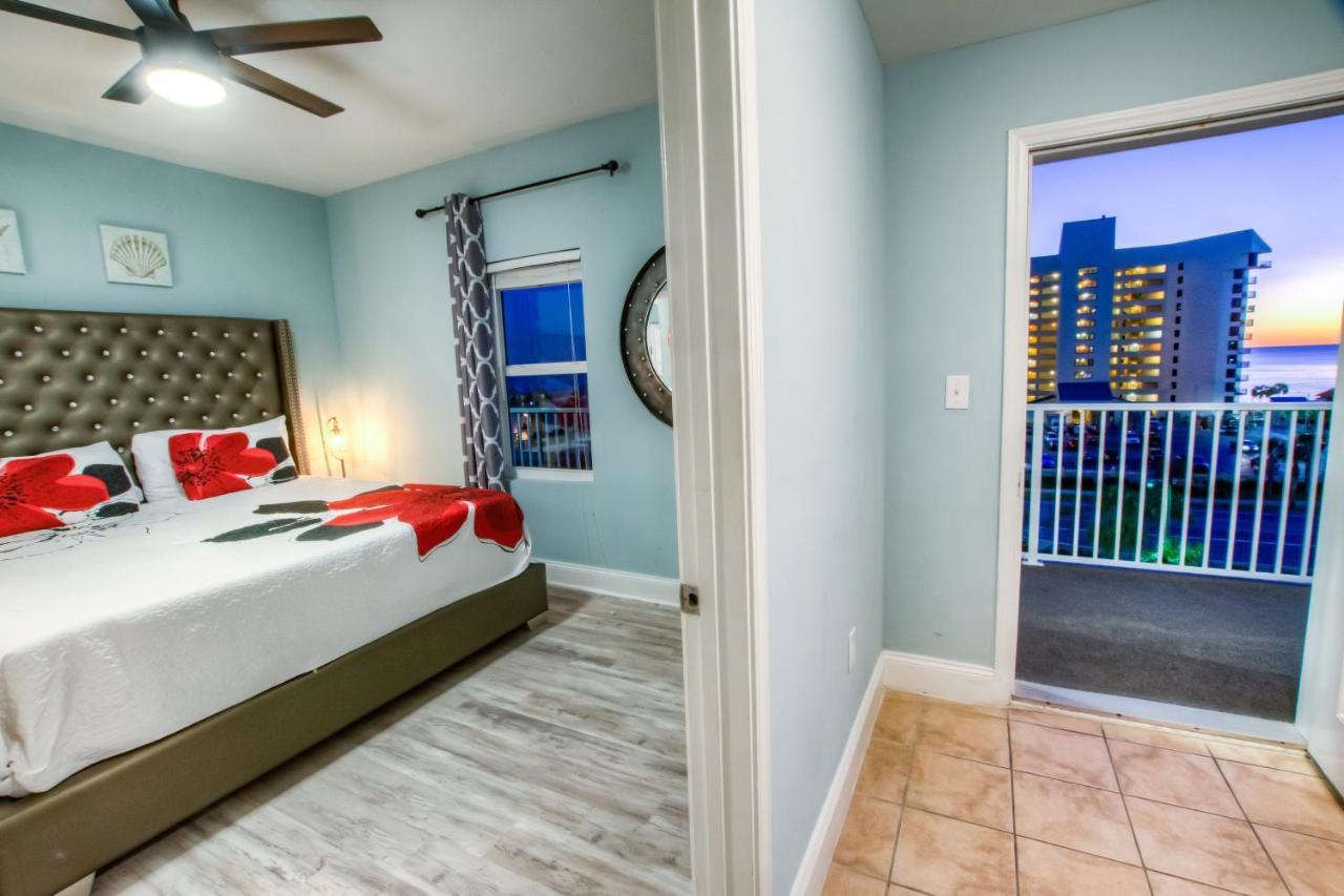 Holiday home Laketown Wharf 416 By Aneliya