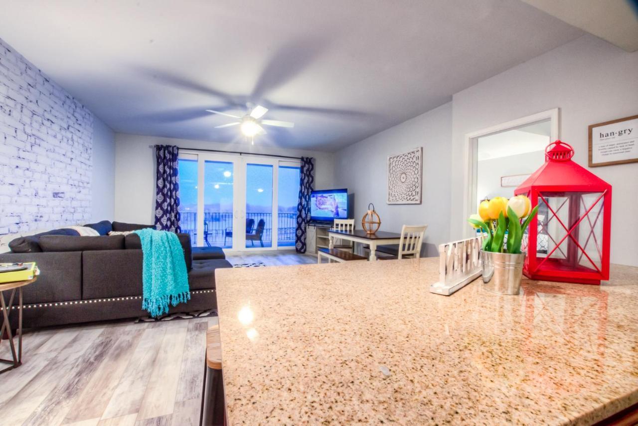 Brand New!laketown Wharf 233! Beautiful 3 Bd, Great Amenities, And Great Location Holiday home *