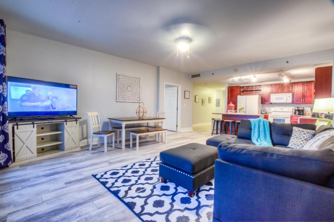 Brand New!laketown Wharf 233! Beautiful 3 Bd, Great Amenities, And Great Location Holiday home *