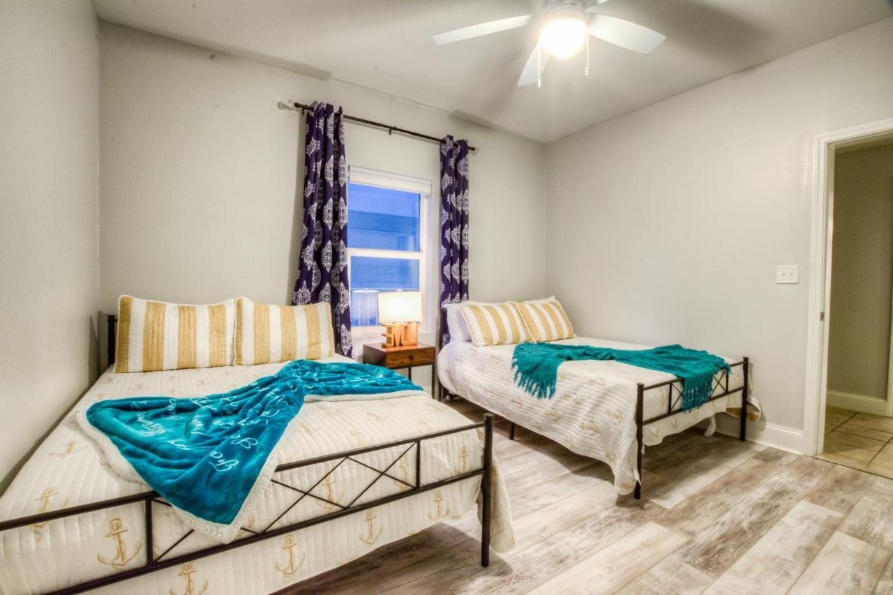 Brand New!laketown Wharf 233! Beautiful 3 Bd, Great Amenities, And Great Location Holiday home Panama City Beach