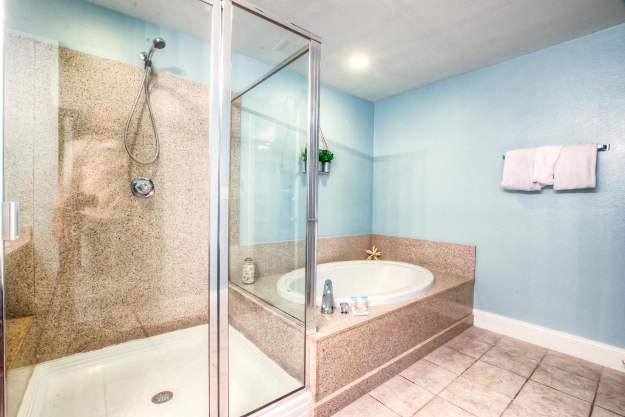 Holiday home Brand New!laketown Wharf 233! Beautiful 3 Bd, Great Amenities, And Great Location Panama City Beach