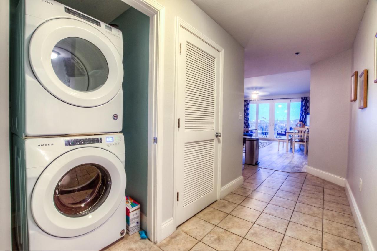 Brand New!laketown Wharf 233! Beautiful 3 Bd, Great Amenities, And Great Location