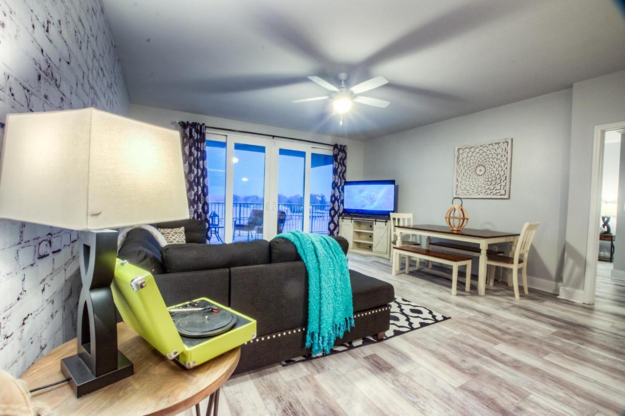Holiday home Brand New!laketown Wharf 233! Beautiful 3 Bd, Great Amenities, And Great Location *