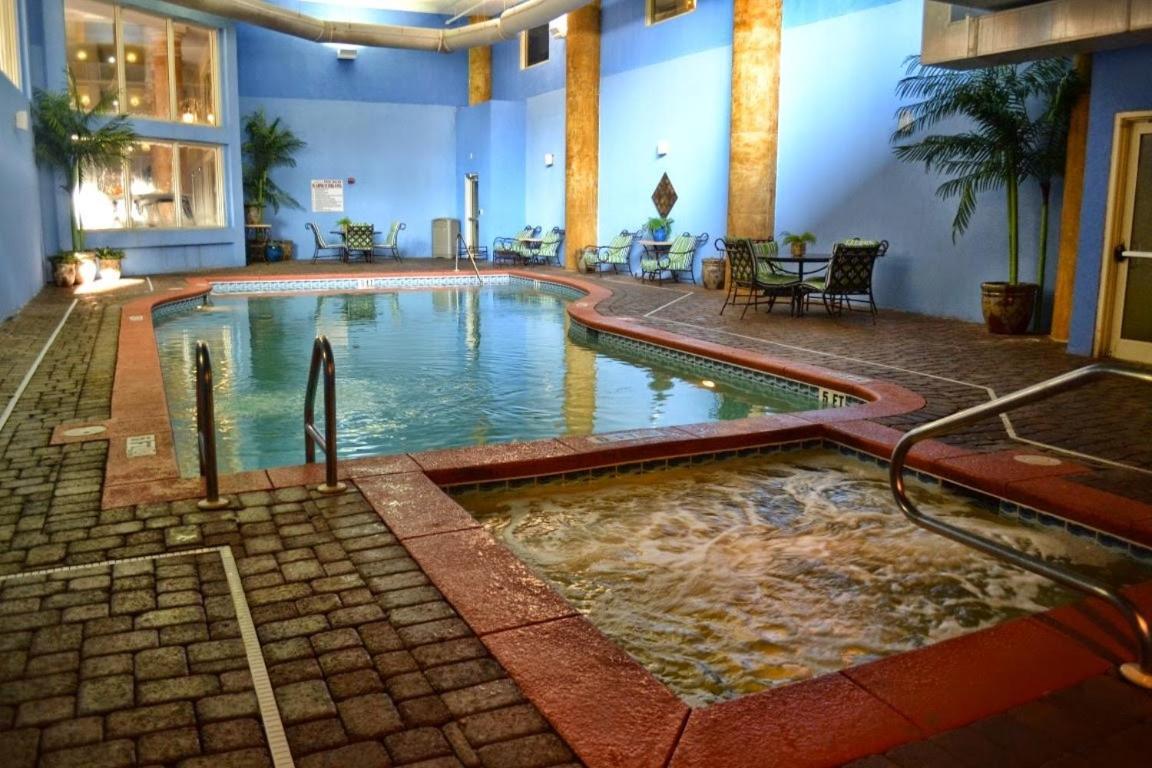 Apartment Shores Of Panama 318 - 2bd, Sleeps 8! Great View! Reserved 3rd Floor Parking Space! *