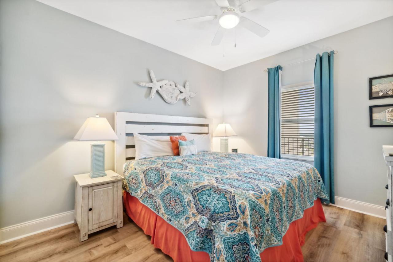 Holiday home Sapphire Sea At Laketown Wharf #1122 By Nautical Vacation Panama City Beach