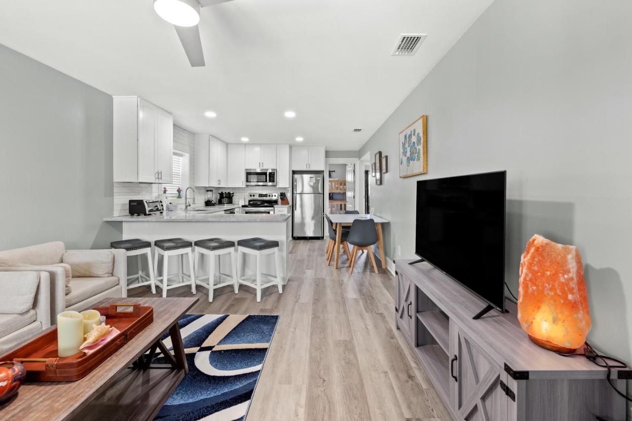 Holiday home Welcome To Dolphin Fun A! Brand New Duplex! Walk To The Beach! Panama City Beach