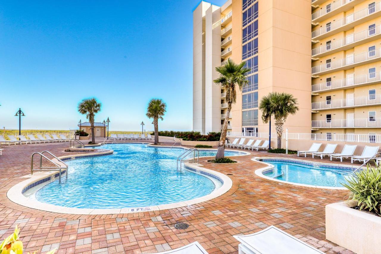 Laketown Wharf 933 Hotel