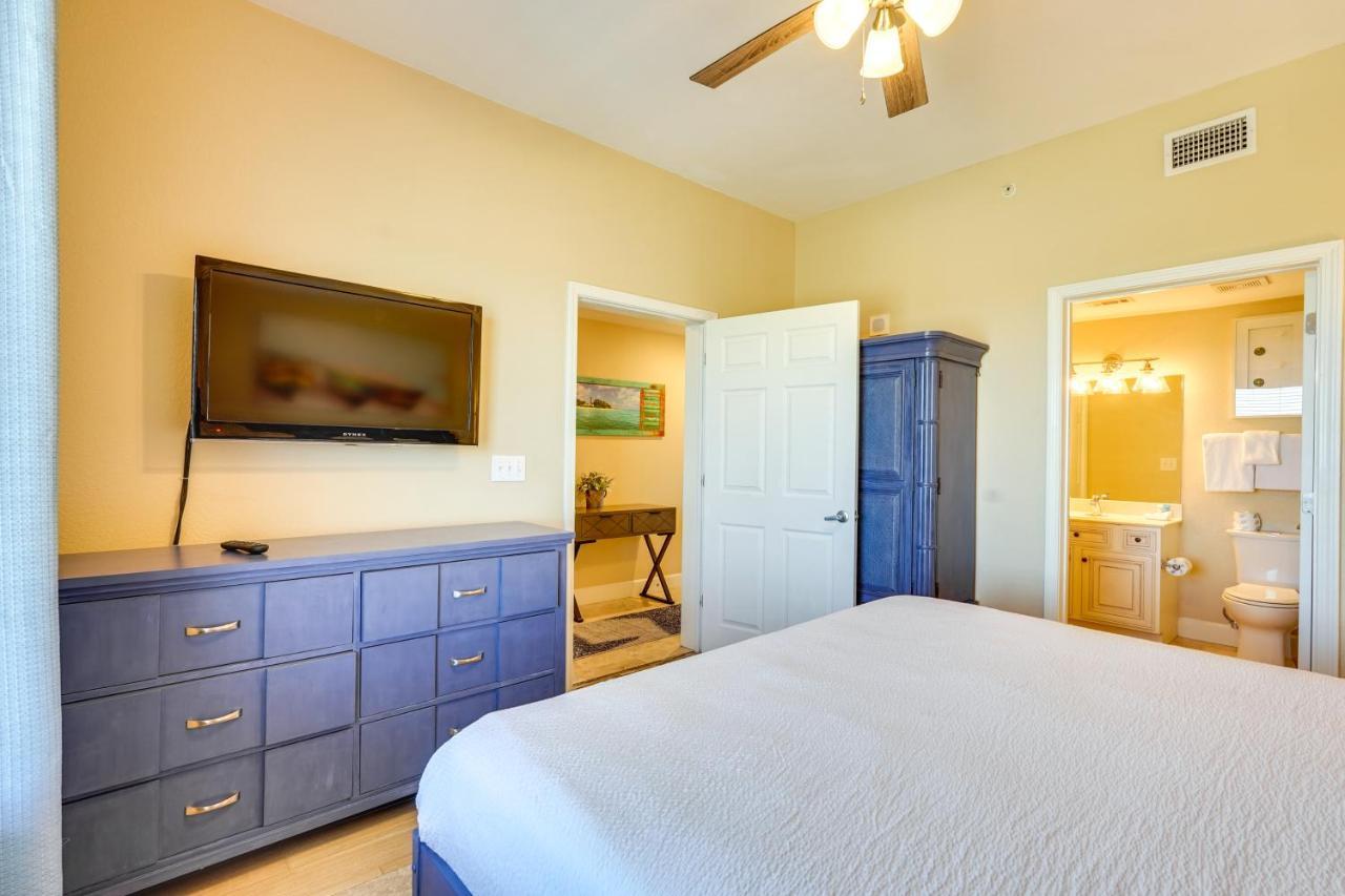 28th-floor Panama With Ocean Views! *