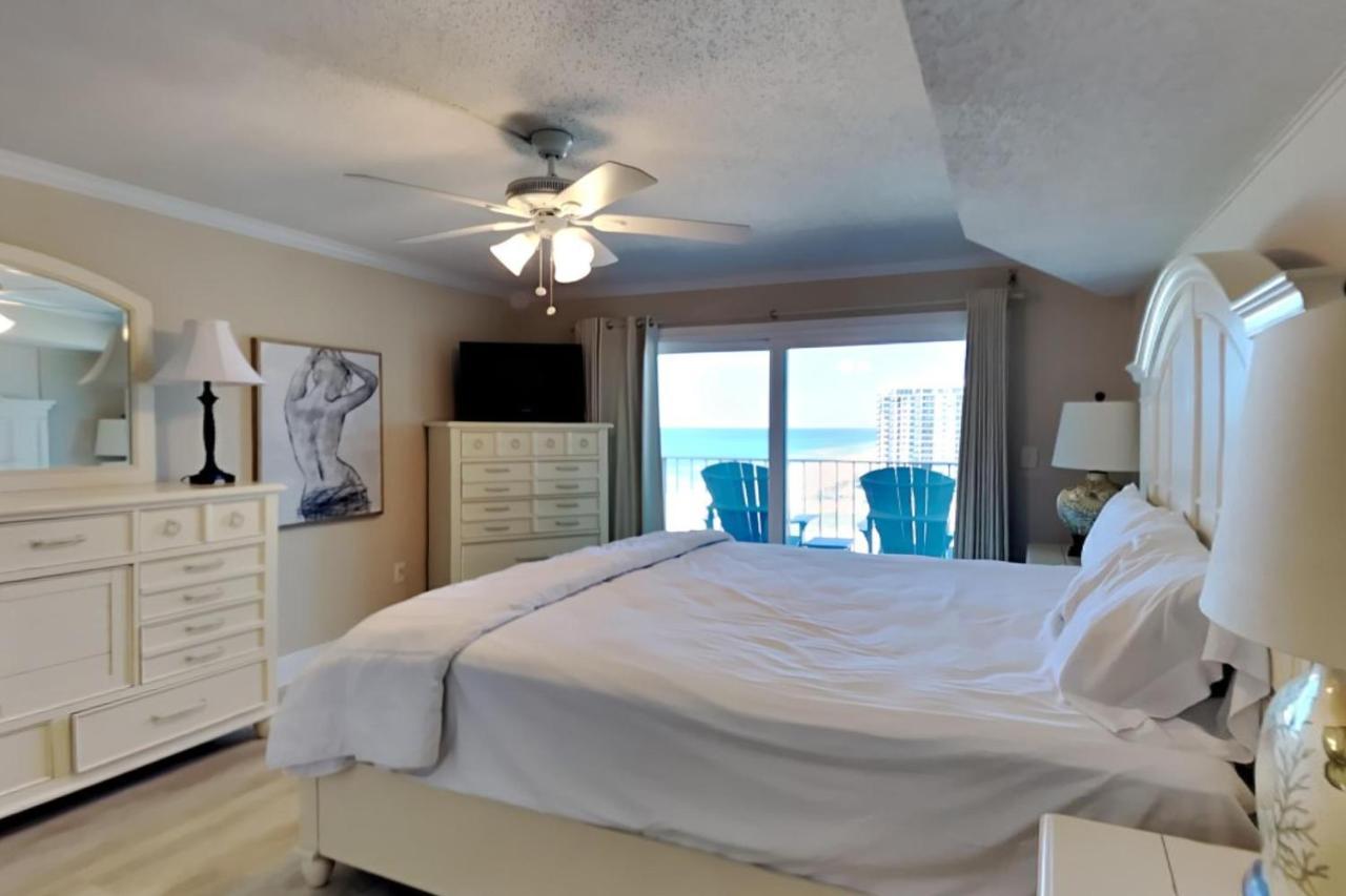 Apartment Regency Towers 1202