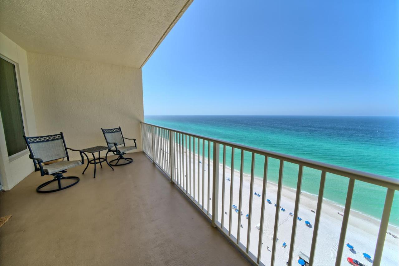 Luxurious High-rise With Spacious Balcony Facing The Ocean - Unit 1805