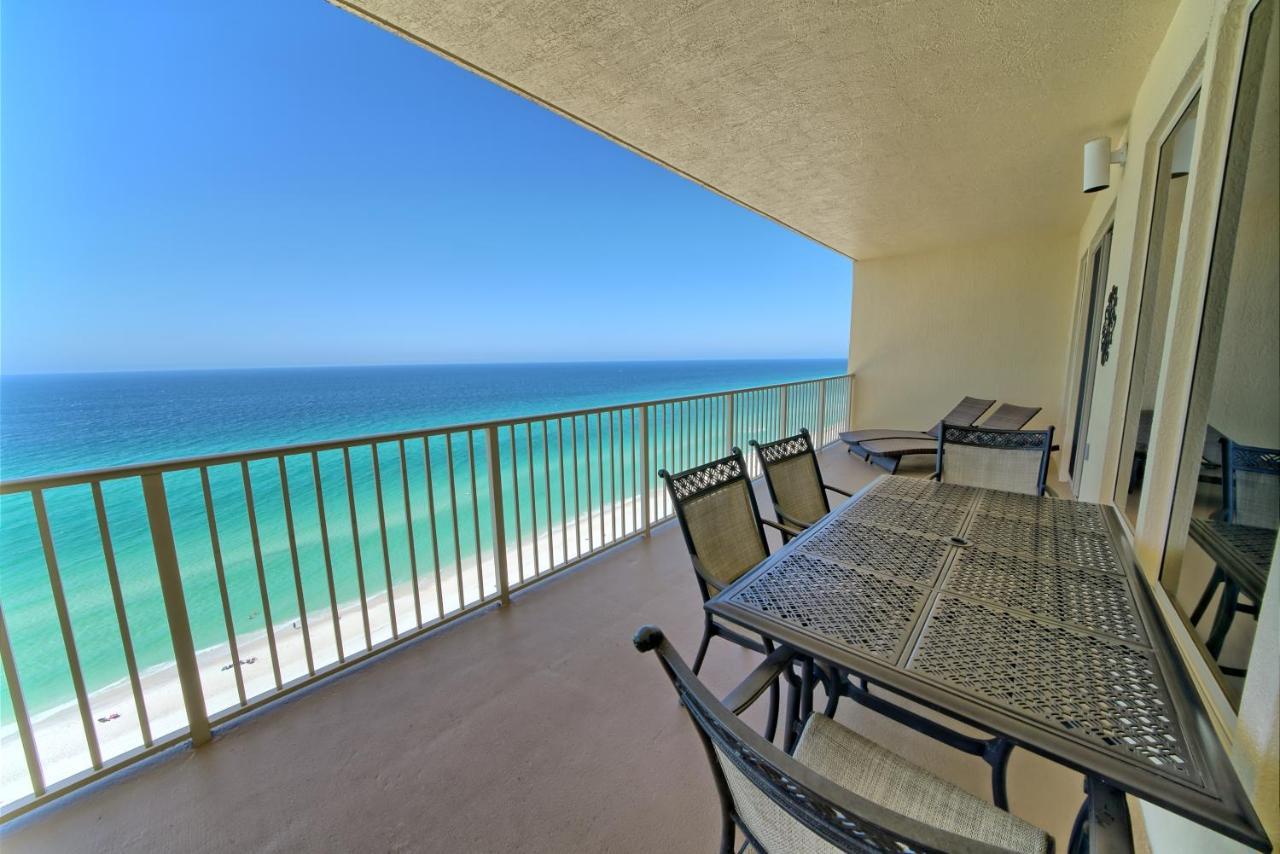 Luxurious High-rise With Spacious Balcony Facing The Ocean - Unit 1805 Apartment *
