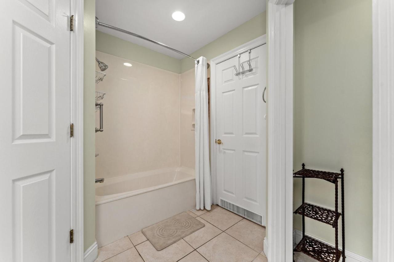 Gulf Crest 106