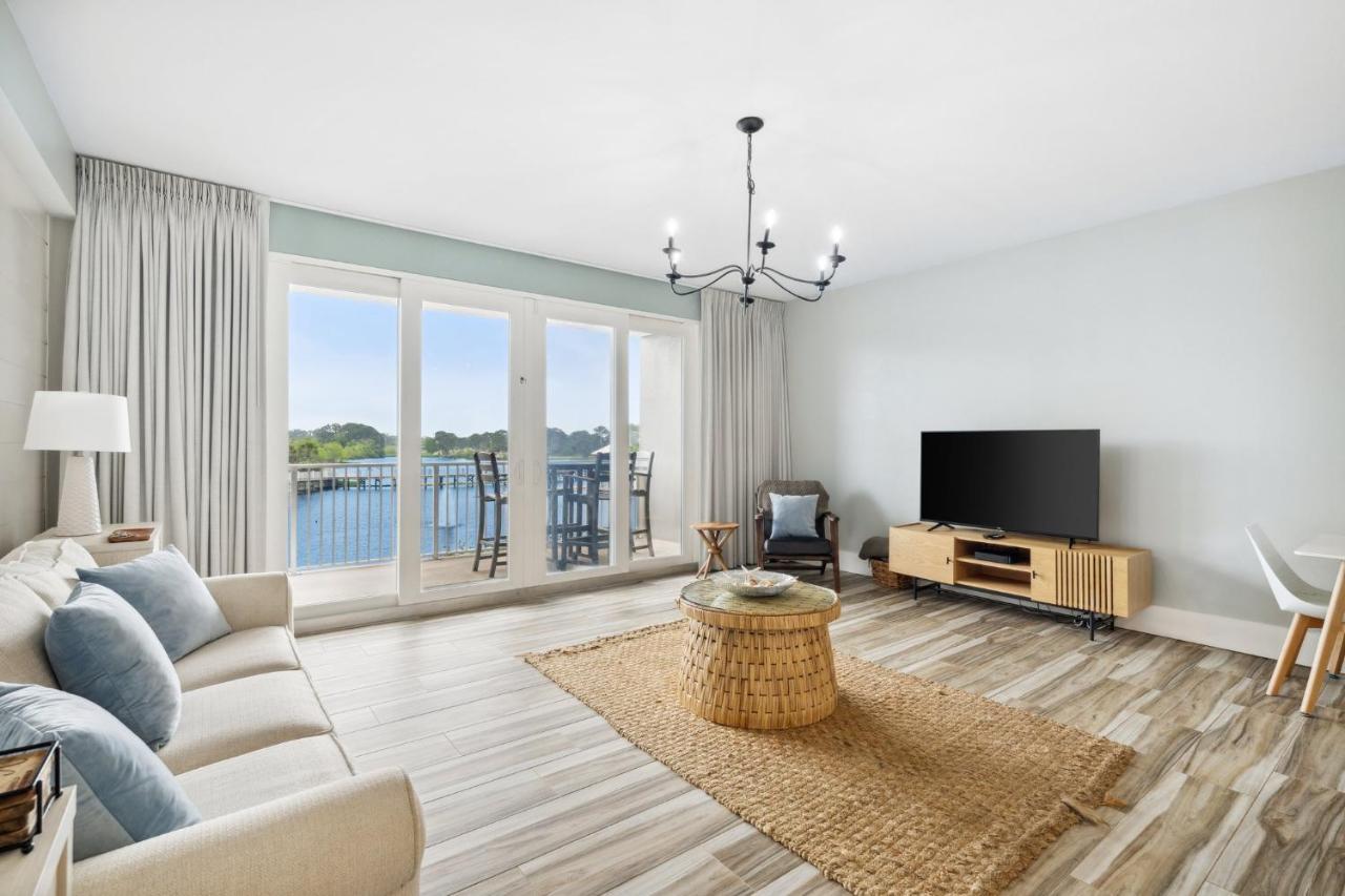 Laketown Wharf #137 By Nautical Holiday home