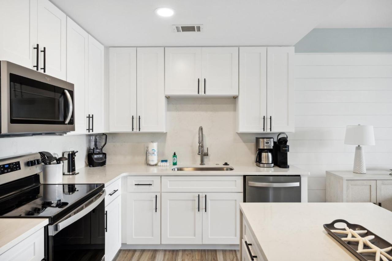 Laketown Wharf #137 By Nautical Holiday home *